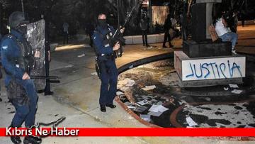 Meksika’da kadın cinayetleri protestosunda polis ateş açtı