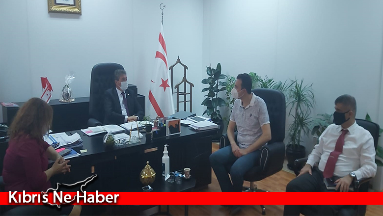 Bakan Üstel, Tıp-İş ile bir araya geldi