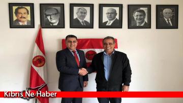 Muratoğlu’ndan vekillik için ilk adım