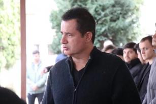 Acun Ilıcalı’nın acı kaybı! Survivor setinde kalp krizi geçirdi