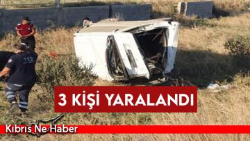 Yoldan çıkan araç hendeğe düştü: 3 yaralı