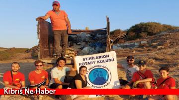 Akdeniz sahilinde temizlik