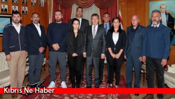 Başbakan Ünal Üstel Şampiyon Melekleri Yaşatma Derneği’ni Kabul Etti