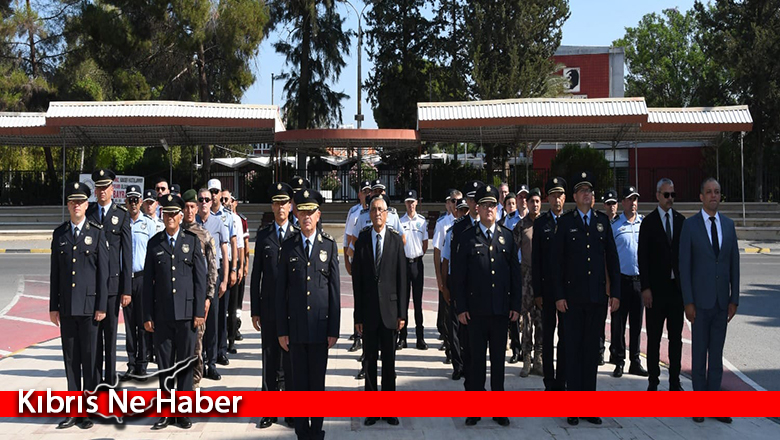 Polis örgütünün 59. kuruluş yıl dönümünde anıtlara çelenk sunuldu