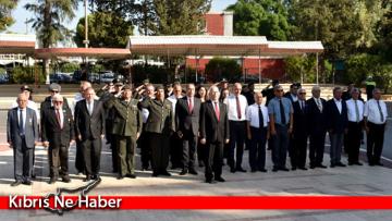 Gaziler Günü dolayısıyla Atatürk Anıtı’nda tören düzenlendi