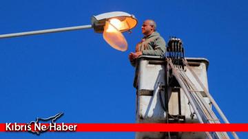 Mağusa’da ana arterlerdeki aydınlatmaların bakım çalışmalarına başlandı