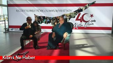 Ercan Havalimanı’nda liderlerimiz unutulmadı