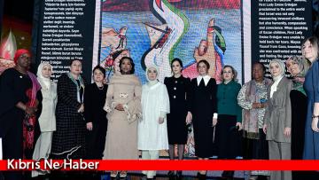 Başbakan’ın eşi Zerrin Üstel Antalya’da panele katıldı