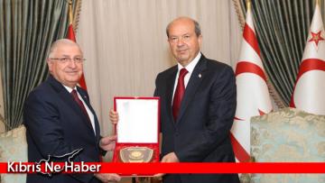 Cumhurbaşkanı Tatar, Türkiye Cumhuriyeti Milli Savunma Bakanı Güler’i kabul etti