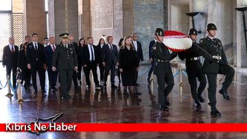 Meclis komitesi Anıtkabir’i ziyaret etti