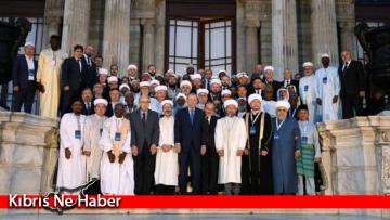 Ünsal “Dünya İslam Bilginleri İstişare Zirvesi”ne katıldı