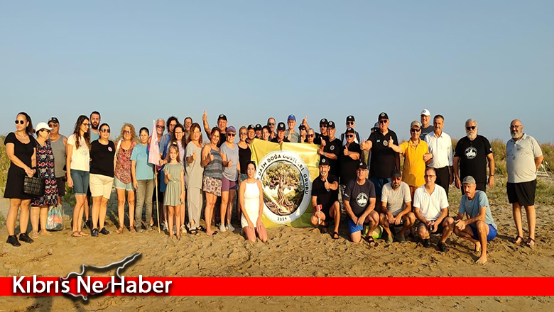 15 örgüt DAÜ Beach Club sahilinde gözlem yürüyüşü yaptı: “Bölge fauna ve florasıyla korunmalı”
