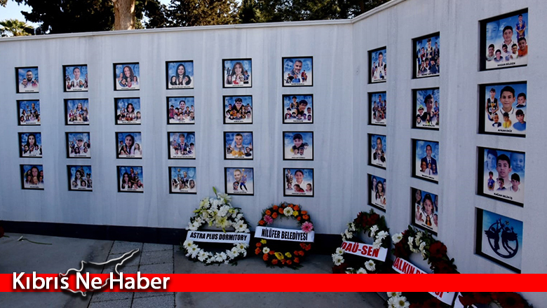 Deprem şehitleri anılıyor