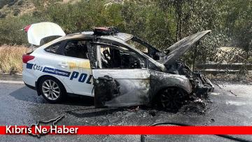 Seyir halindeki polis aracı yandı