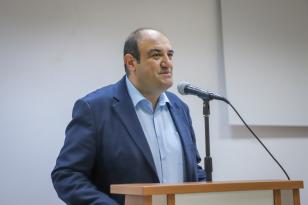 Barçın: 21 kişi aynı evde gösterildi!