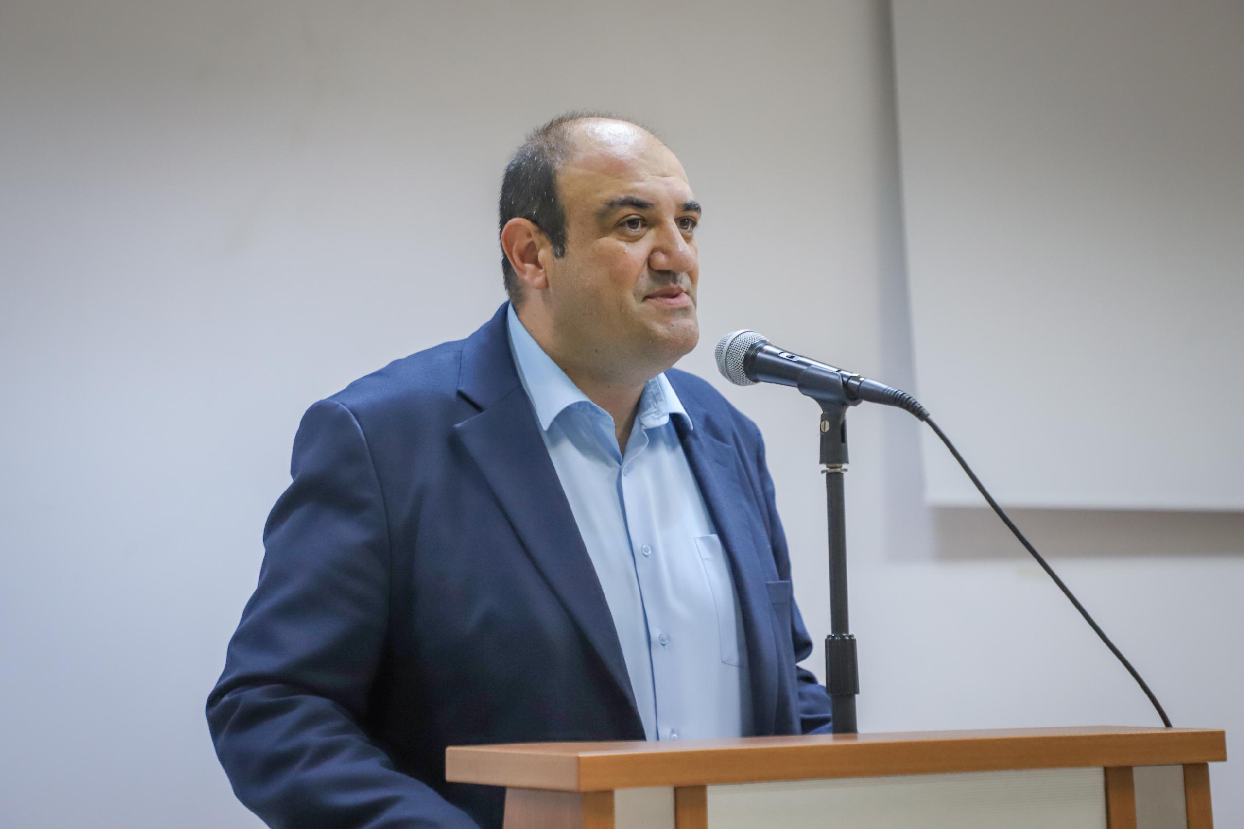 Barçın: 21 kişi aynı evde gösterildi!