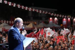 Tatar Mağusa mitinginde konuştu: “Halkımız yalan tufanına inanmaz”