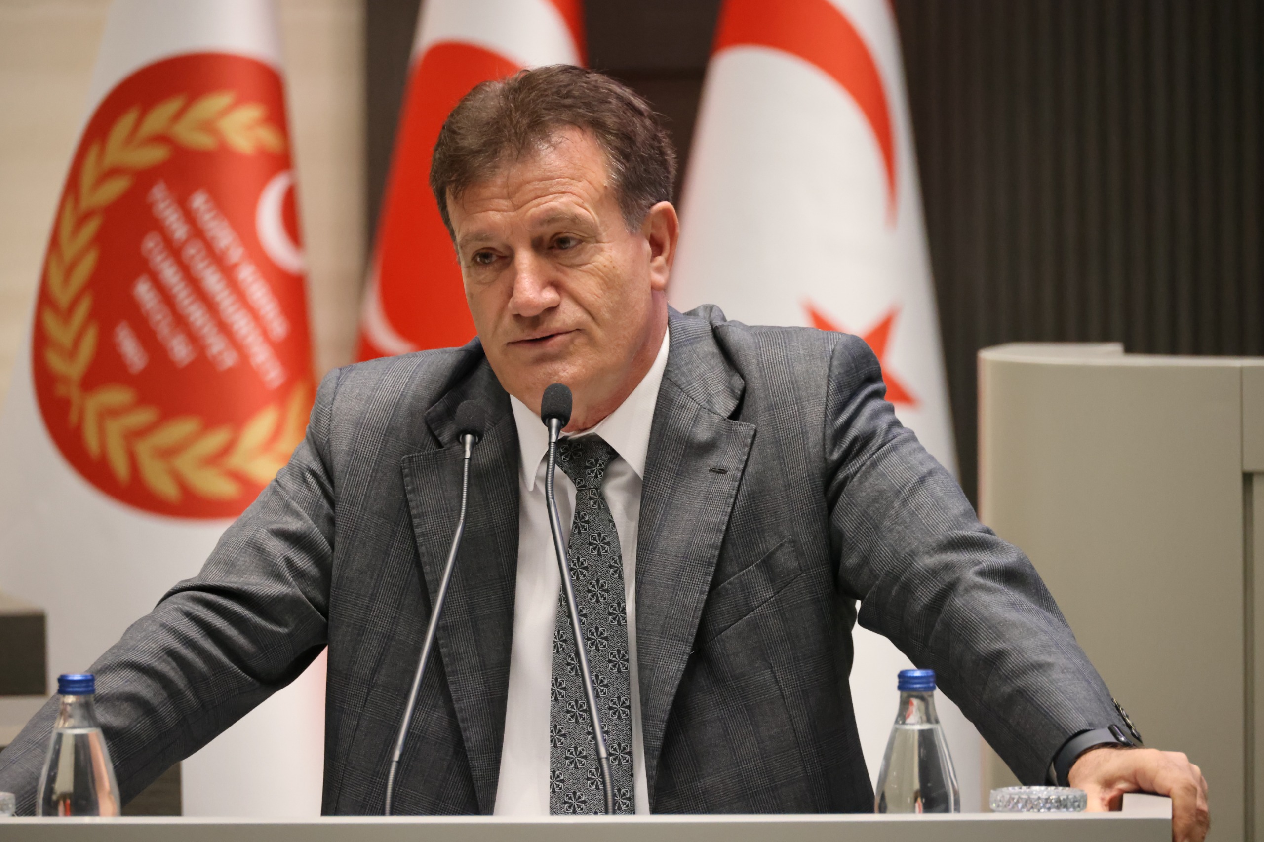 Arıklı, CTP’li milletvekillerine seslendi: Keşke sizin geçmişiniz de temiz olsaydı