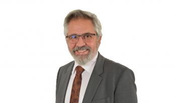 Cyprus Mail’e konuşan Pertev: İngiliz üsleri için referandum çağrısı