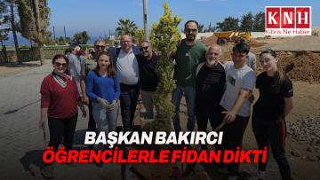Erenköy-Karpaz Belediye Başkanı Bakırcı, öğrencilerle fidan dikti